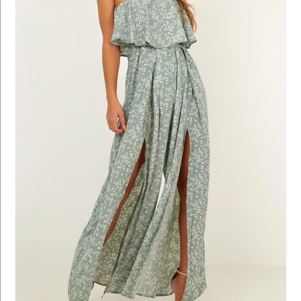 Showpo: Checking twice jumpsuit - Sage floral